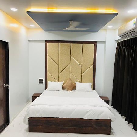 Hotel New City Light Surat Ngoại thất bức ảnh