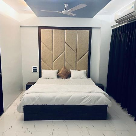 Hotel New City Light Surat Ngoại thất bức ảnh