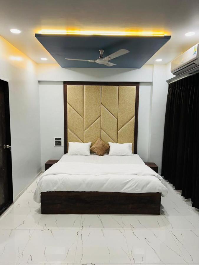Hotel New City Light Surat Ngoại thất bức ảnh
