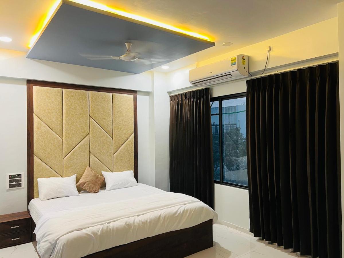 Hotel New City Light Surat Ngoại thất bức ảnh