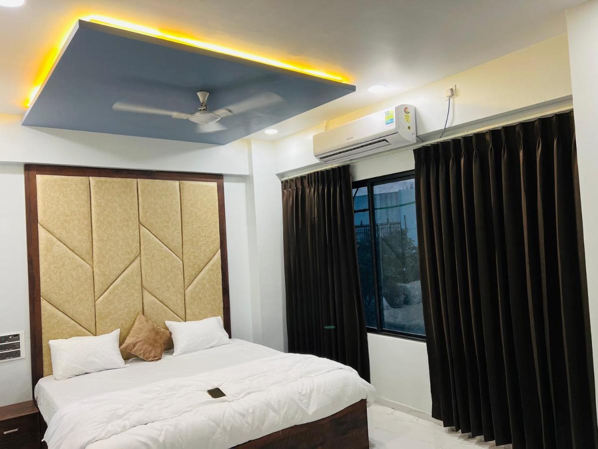 Hotel New City Light Surat Ngoại thất bức ảnh