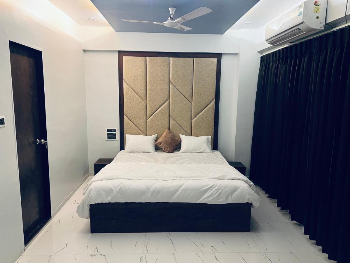 Hotel New City Light Surat Ngoại thất bức ảnh