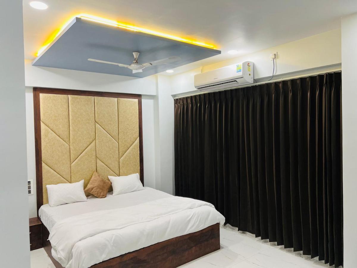 Hotel New City Light Surat Ngoại thất bức ảnh